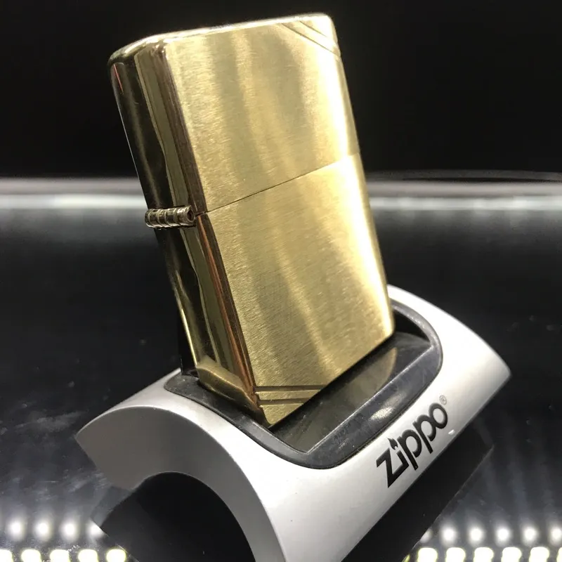 Zippo 240